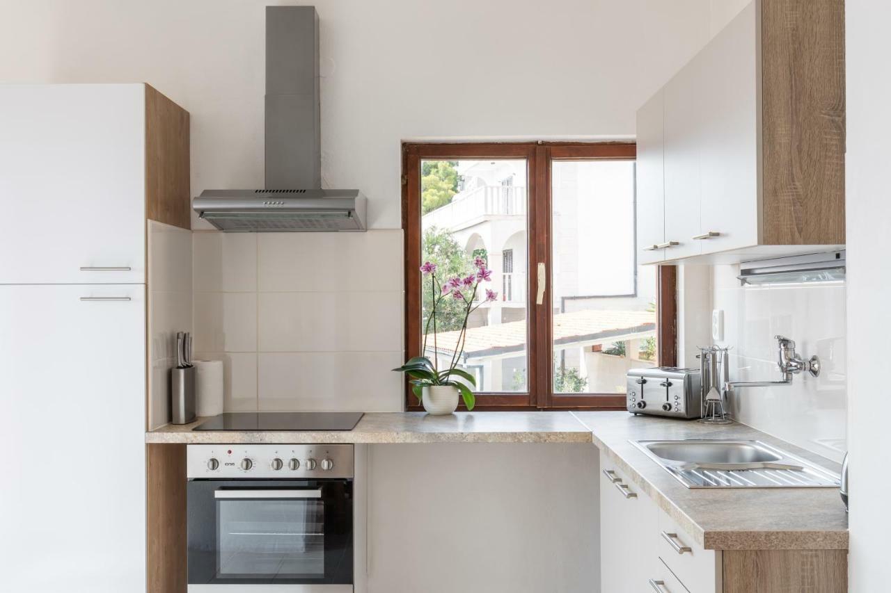 Ferienwohnung Palfeys Lokva Rogoznica Exterior foto